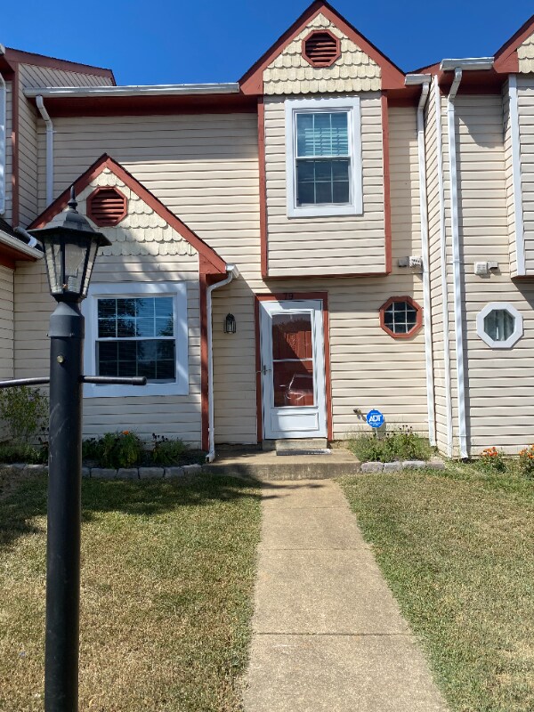 Foto principal - 79 C L Walker Blvd