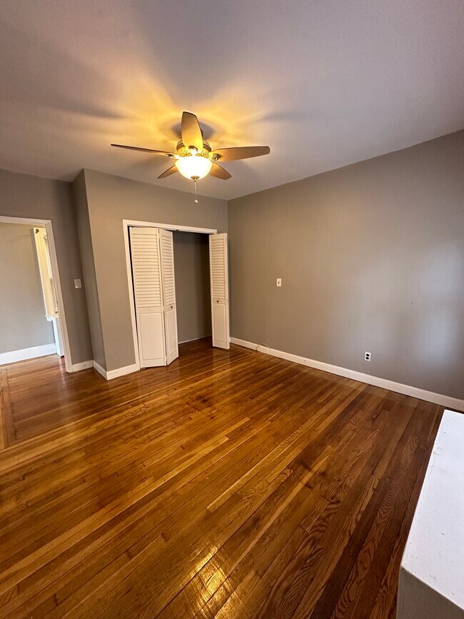 Master bedroom - 1616 Library Ave