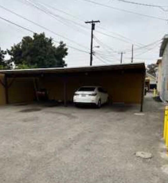 Photo - 7727 Walker Ave (Cudahy, CA) Apartment