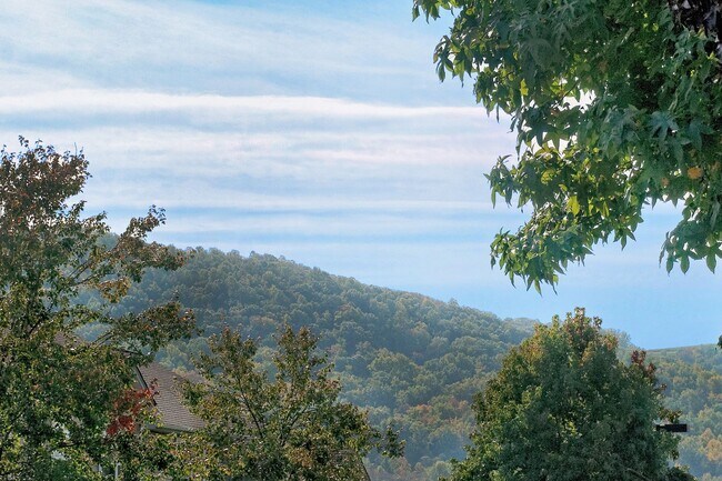 Foto del edificio - 119 Waterbury Ct