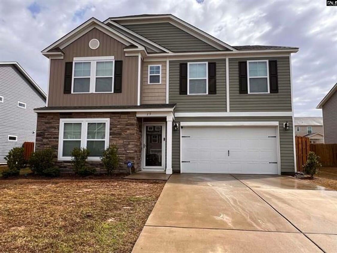 Primary Photo - Beautiful Elgin Home with 4 Bedrooms, Smar...