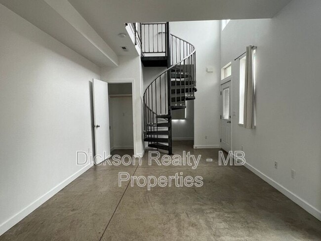Foto del edificio - 263 Thoma St
