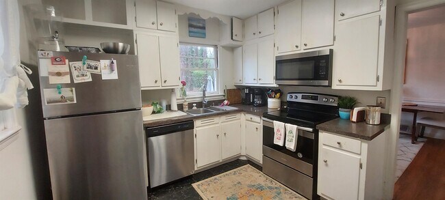 Building Photo - 4522 Wieuca Rd NE