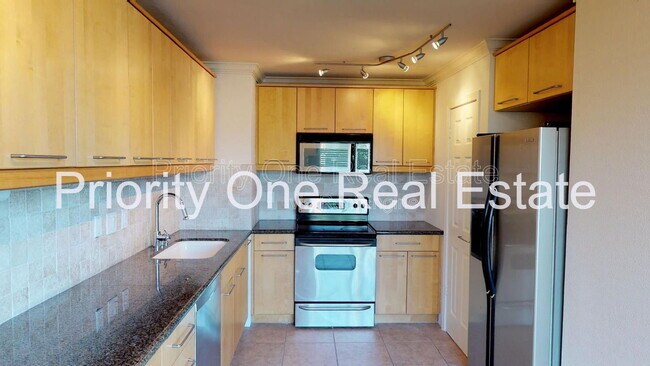 Foto del edificio - 3939 Illinois St