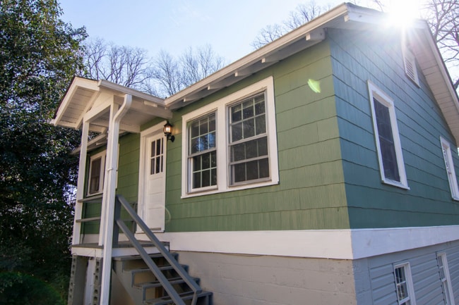 Building Photo - 2118 Northview Ave