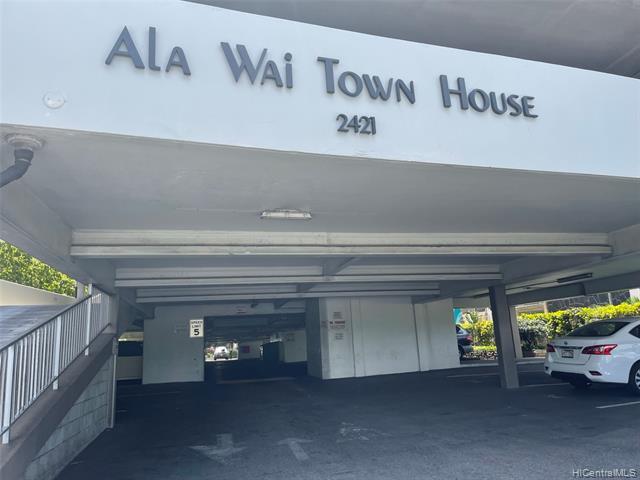 Primary Photo - 2421 Ala Wai Blvd