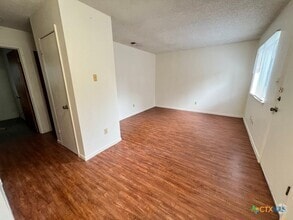 Building Photo - 511 W Hutchison St