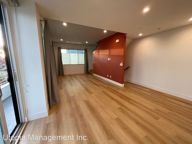 Building Photo - 3 br, 2.5 bath House - 2844 Polk Ave