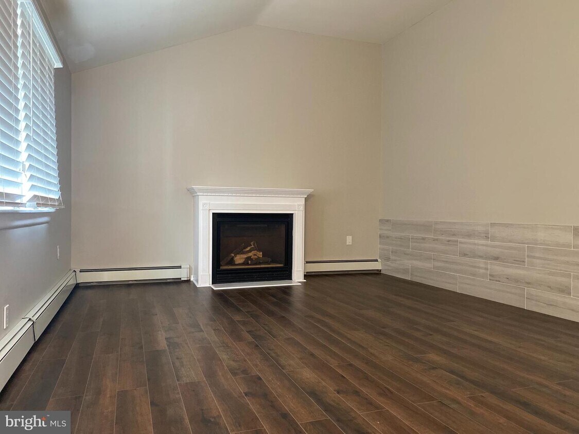 1913 Delicious Way, Cherry Hill, NJ 08003 House Rental in Cherry Hill