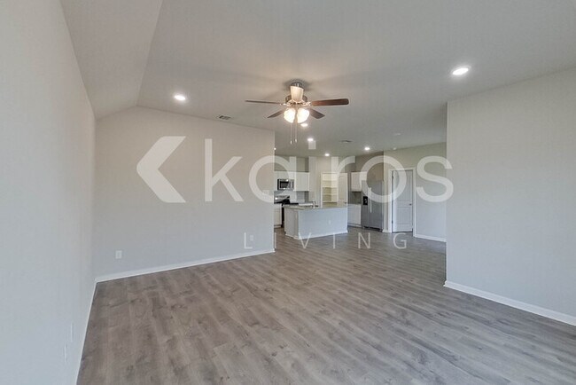 Foto del edificio - 108 SANTIAGO COURT