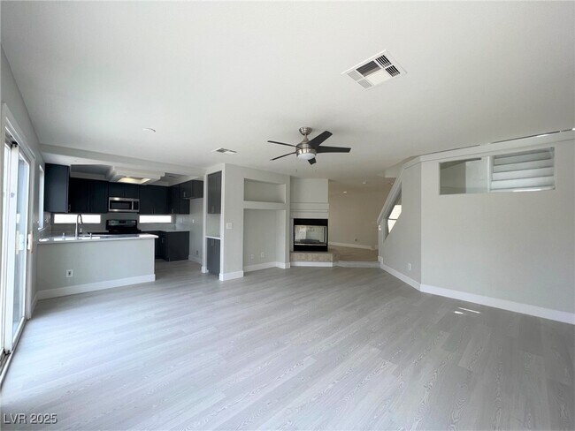 Building Photo - 10108 Basalt Hollow Ave