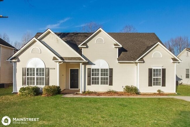 Building Photo - 5509 Burning Ridge Dr, Monroe, NC 28110