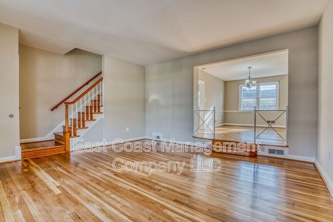 Photo - 6149 Dunroming Rd House