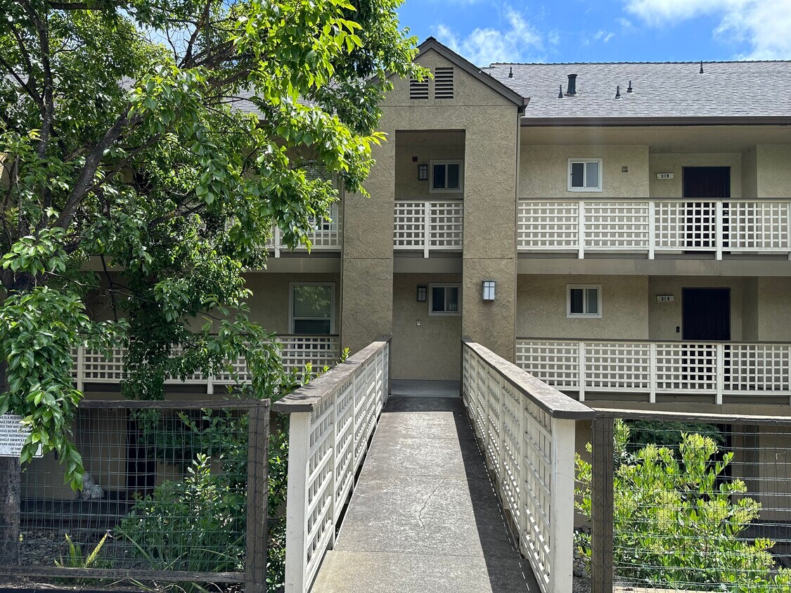 Foto principal - 29581 Highgate Dr