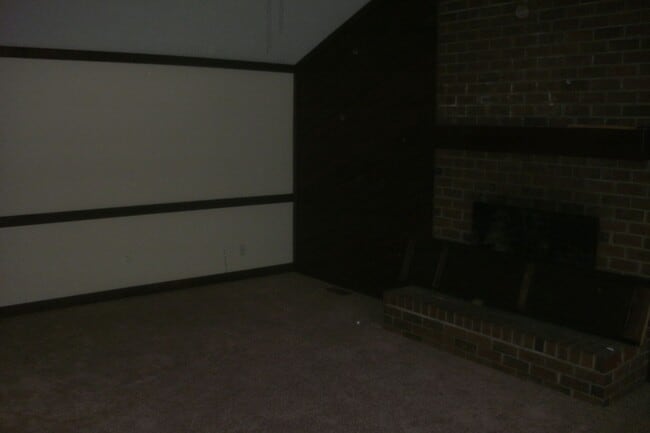 Building Photo - Homestead Rd 1604 - Combs