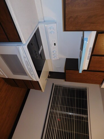 Building Photo - 2609 Neals Ln