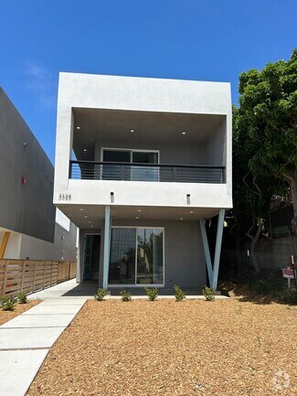 Building Photo - 3328 B St