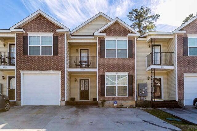 Foto principal - 2032 Reserve Ln