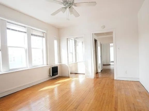 Foto del edificio - 4414 N Whipple St