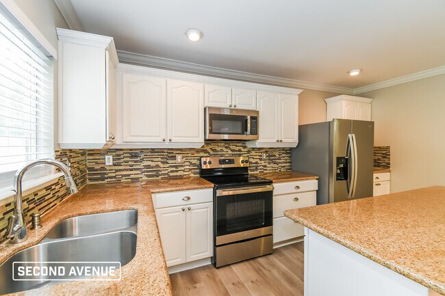 Foto del edificio - 9041 Redtail Dr