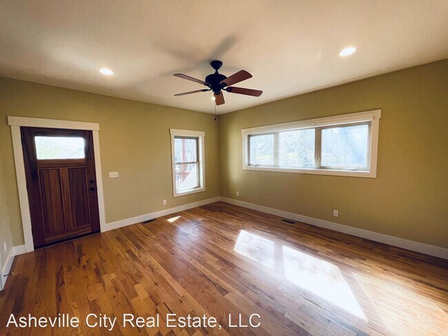 Foto del edificio - 3 br, 2 bath House - 32 Mardell Circle