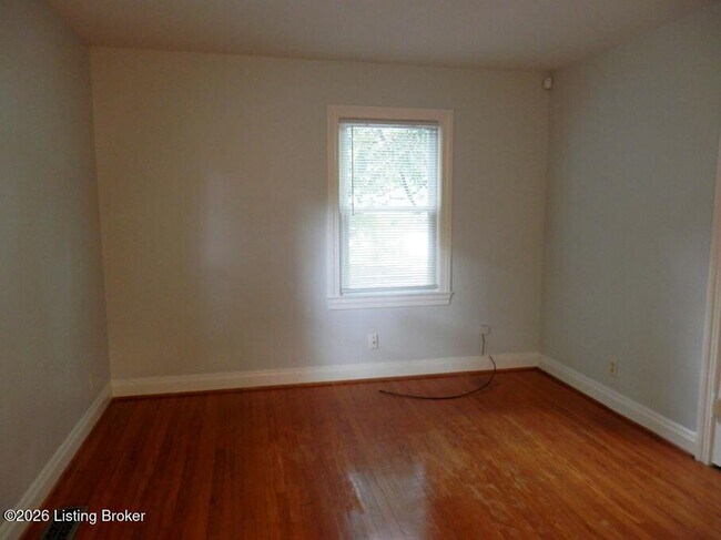 Foto del edificio - 8220 Whipps Mill Rd