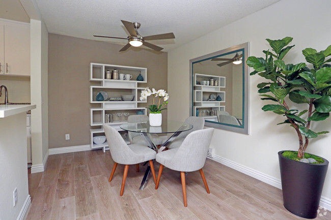 Spacious Dining Area - Newport Apartments