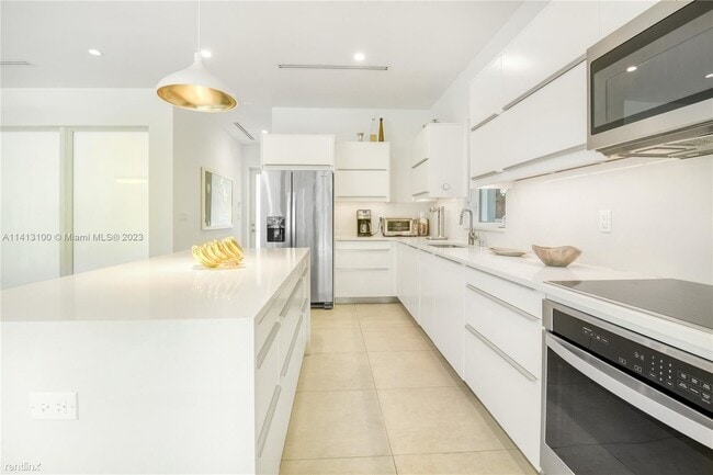 Foto del edificio - 3 br, 3.5 bath House - 3230 Shipping Ave