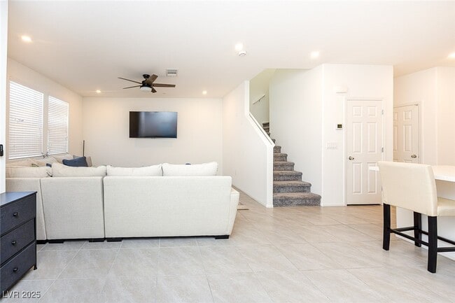 Building Photo - 1155 Tektite Ave