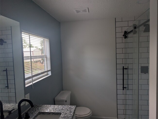 Building Photo - 608 CR-5102I