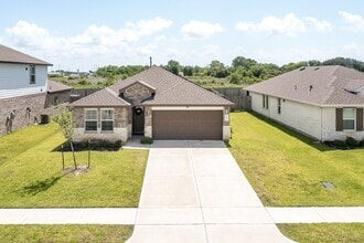 Building Photo - 607 Hidden Brk Dr