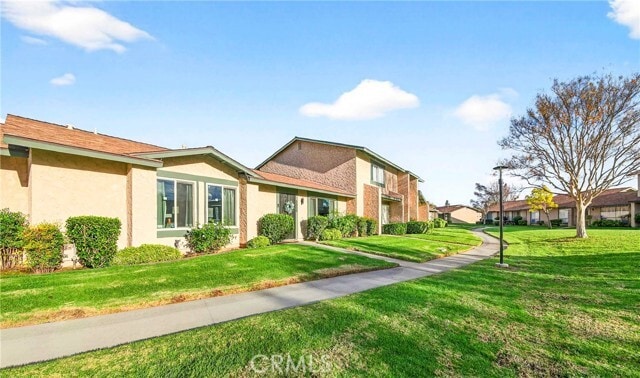 Building Photo - 5050 Brooklawn Pl