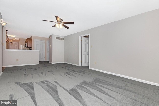Building Photo - 250 Yorkminster Rd