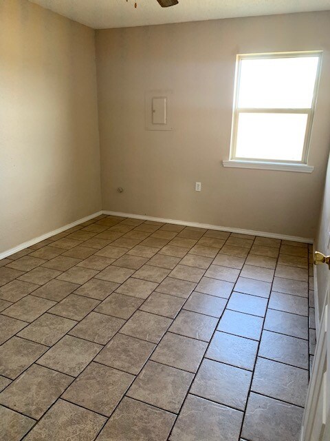 Foto del edificio - 39065 Cedar St