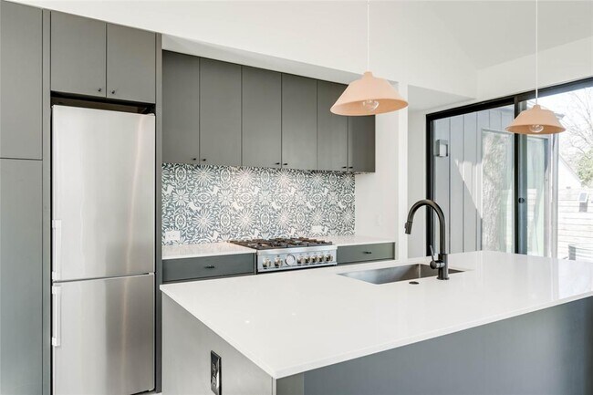 Foto del edificio - 2615 Willow St