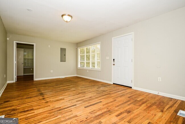 Foto del edificio - 5720 Old Bill Cook Rd