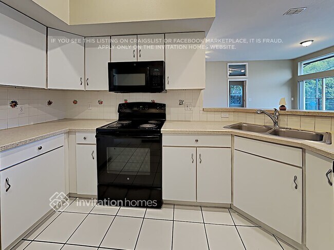 Foto del edificio - 1008 Quaker Ridge Ct