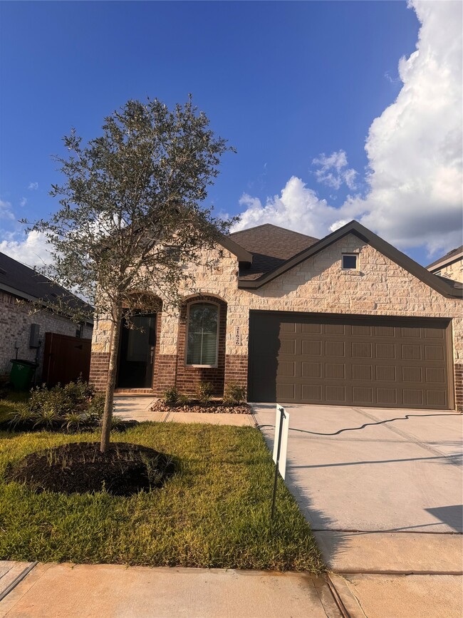 Building Photo - 21626 Carbonari Dr