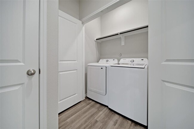 Laundry Room - 16502 Piper Ln