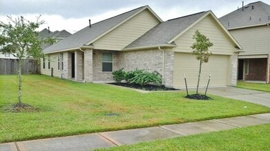 Building Photo - 5409 Rio Ramos St