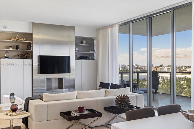 Building Photo - 9705 Collins Ave