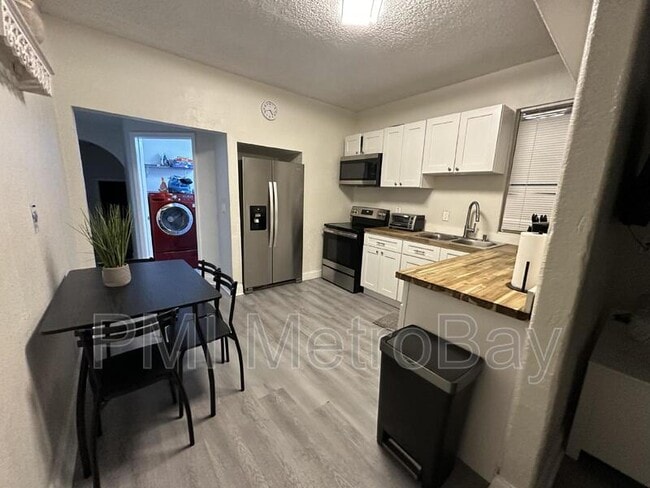 Foto del edificio - 8210 N Klondyke St