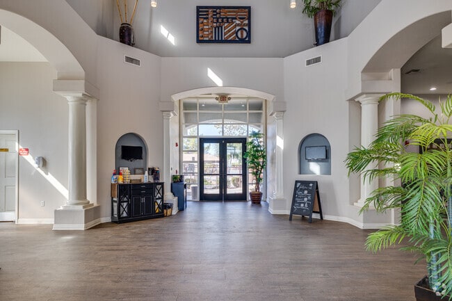 Leasing Office - The Villas At Camelback Crossing