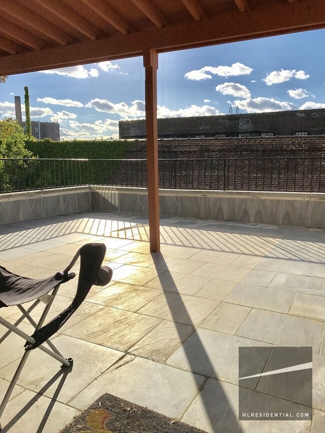 Foto del edificio - 2224 41st St