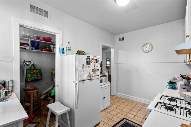 Foto del edificio - 1441 W North Shore Ave