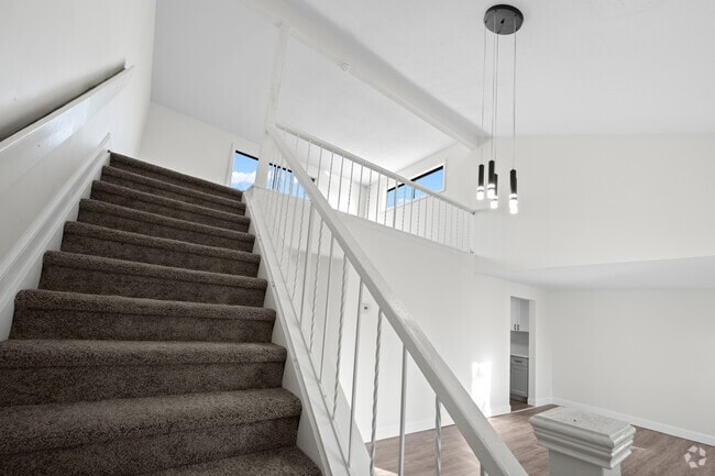 126 Silver Lane 2 bed loft - 140 Silver Ln