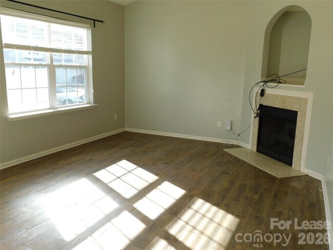 Foto del edificio - 11309 Joe Morrison Ln