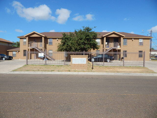 Building Photo - 2620 N Smith Ave