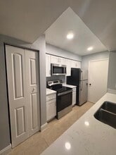 Building Photo - 3032 Parkway Blvd