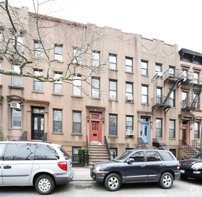 Building Photo - 272 Degraw St